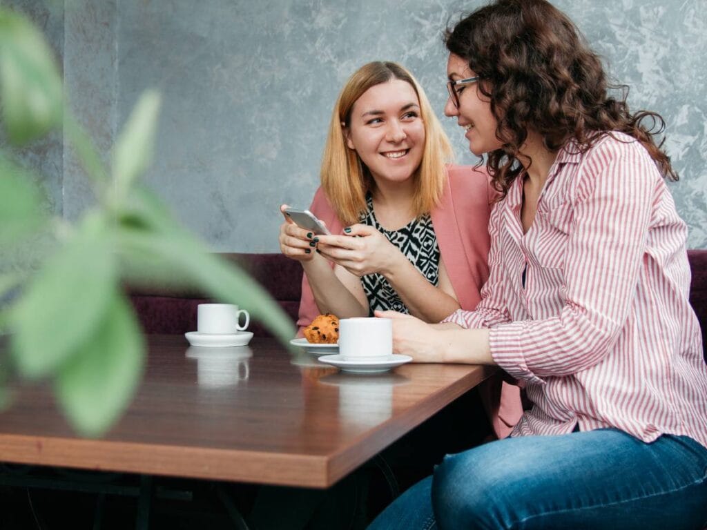 Rozmowa dwóch kobiet