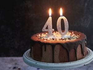 Tort urodzinowy na czterdziestkę